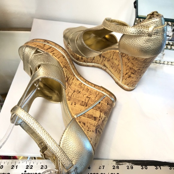 SOLD ❤️BCBGeneration Gold Metallic Wedges 11 - Picture 6 of 8